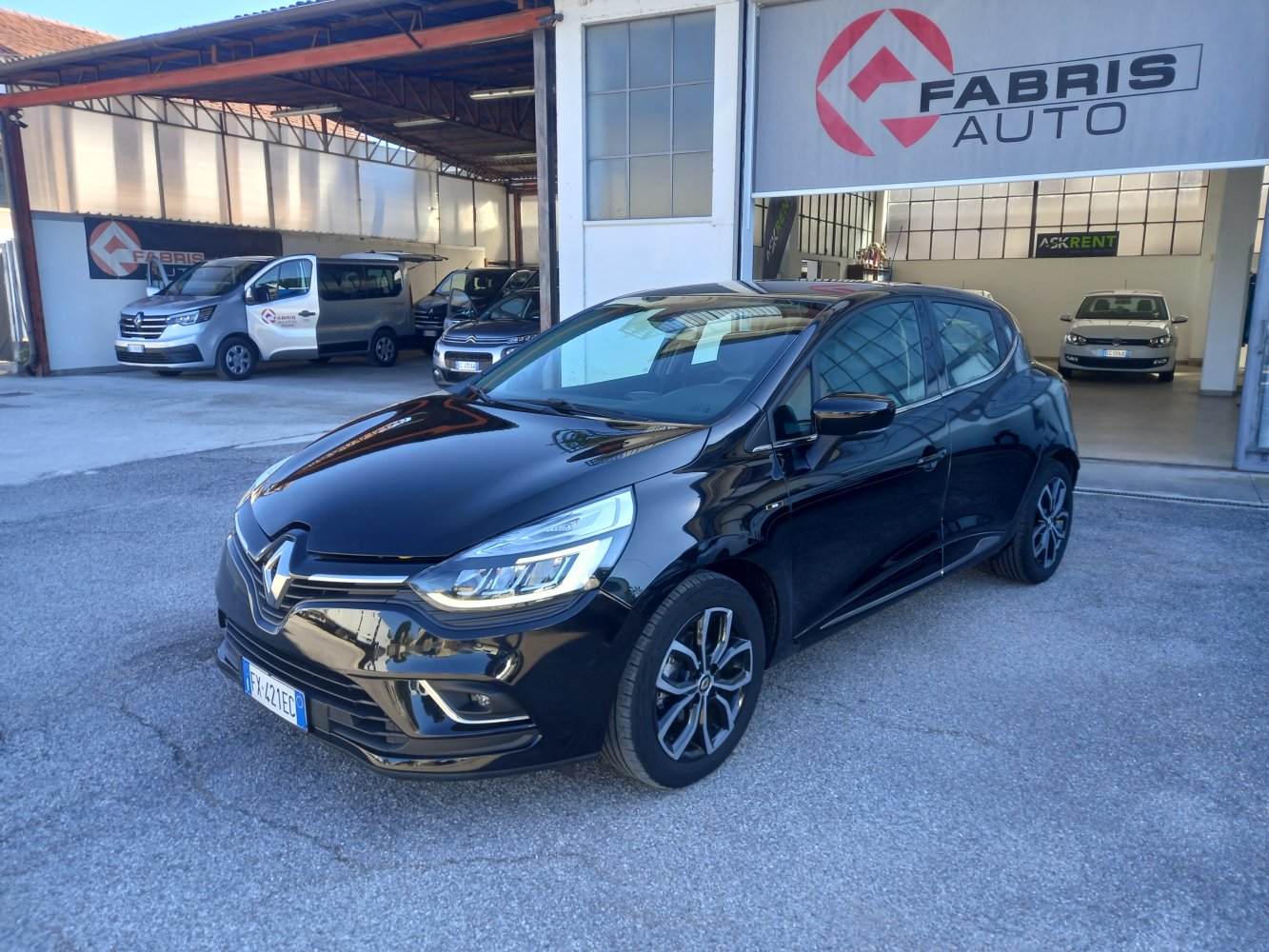 Renault CLIO 1.5 DCI 75 CV Moschino Zen